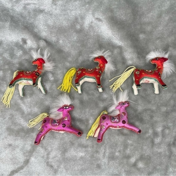 Vintage Hand Embroidered Stuffed Elephant & Horse Ornaments Lot of 19 - Picture 11 of 12